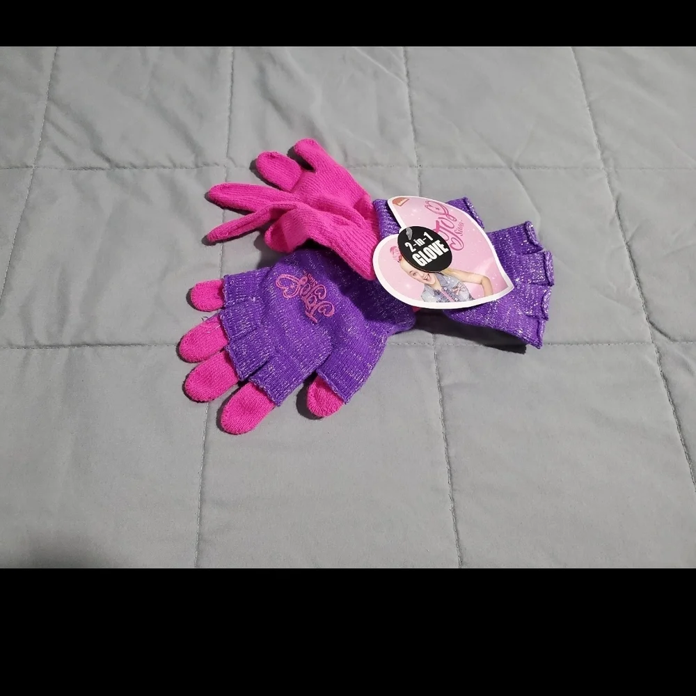 Purple and Pink Kids Gloves